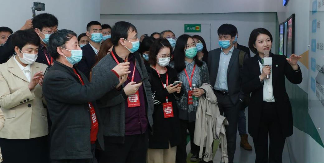 图片2.png 皇冠体育